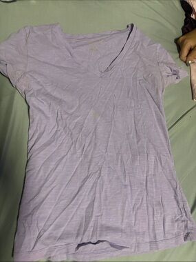 Women’s Lavender V-Neck Short Sleeve Tee